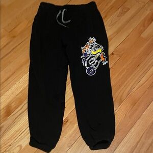 New Balance Black Graphic Basketball Sweats